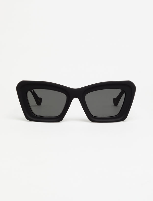 FILIPPA - Total Black