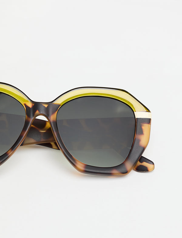 VEGA - Tricolor Green Tortoise/Green/Beige